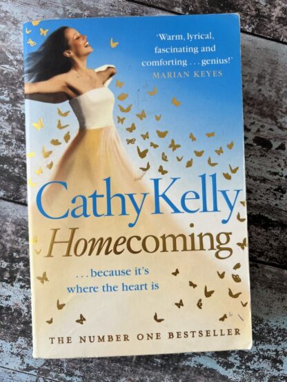An image of a book by Cathy Kelly - Homecoming