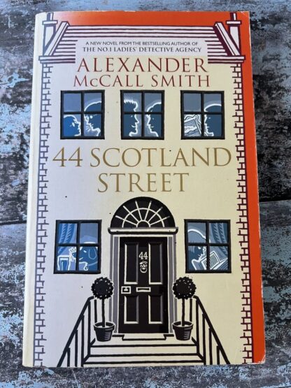 An image of a book by Alexander McCall Smith - 44 Scotland Street