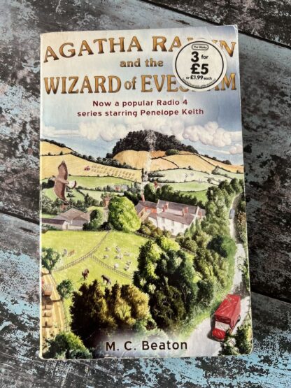 An image of a book by M C Beaton - Agatha Raisin and the Wizard of Evesham