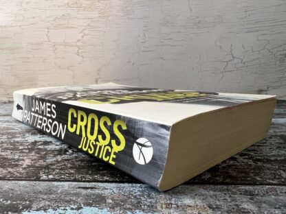 An image of a book by James Patterson - Cross Justice