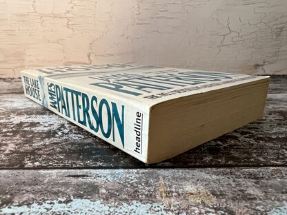 An image of a book by James Patterson - The Lake House