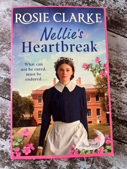 An image of a book by Rosie Clarke - Nellie's Heartbreak