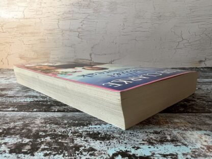 An image of a book by Rosie Clarke - Nellie's Heartbreak