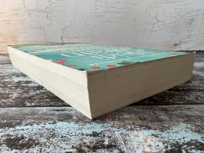 An image of a book by Heidi Swain - A Taste of Home