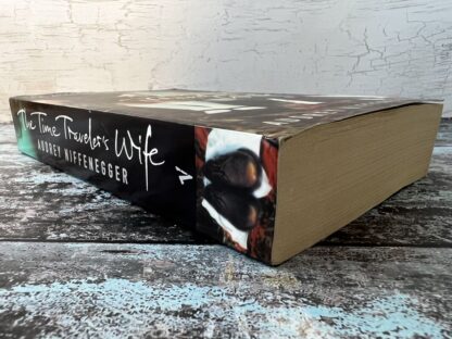 An image of a book by Audrey Niffenegger - The Time Traveler's Wife