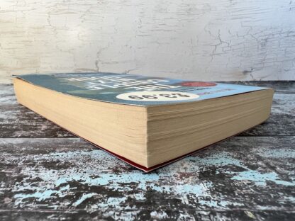 An image of a book by Shari Lapena - The Couple Next Door