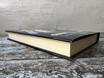 An image of a book by Max Brooks - Minecraft The Island