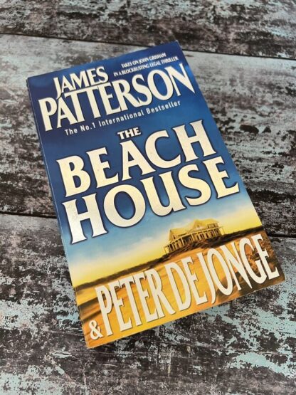 An image of a book by James Patterson - The Beach House