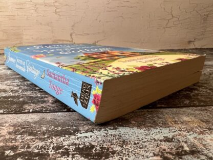 An image of a book by Samantha Tonge - Summer secrets at streamside cottage