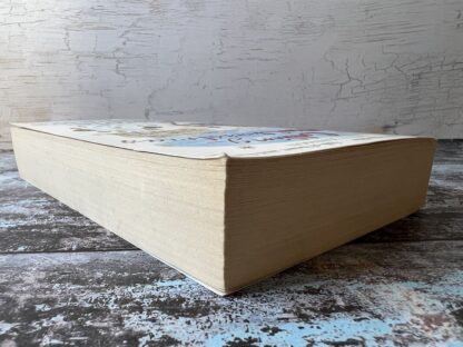 An image of a book by Carole Matthews - Calling Mrs Christmas