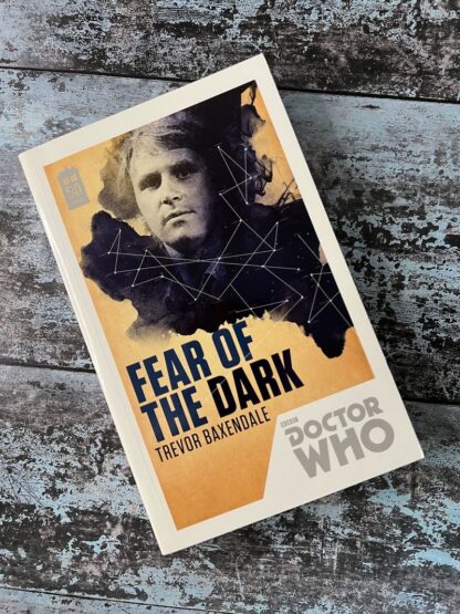 An image of a book by Trevor Baxendale - Fear of the Dark (Doctor Who)
