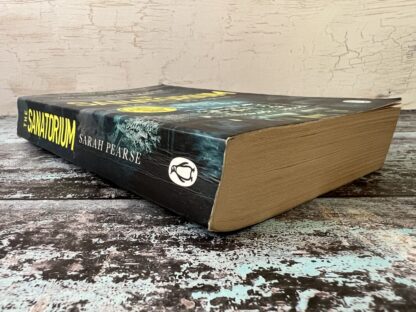 An image of a book by Sarah Pearse - The Sanatorium