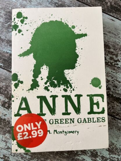 An image of a book by L M Montgomery - Anne of Green Gables
