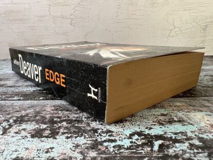 An image of a book by Jeffery Deaver - Edge