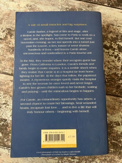 An image of a book by Danielle Steel - Honour Thyself