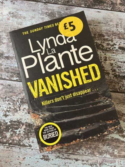 An image of a book by Lynda La Plante - Vanished