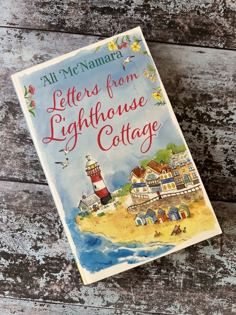 An image of a book by Ali McNamara - Letters from Lighthouse Cottage