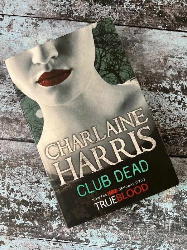 An image of a book by Charlaine Harris - Club Dead