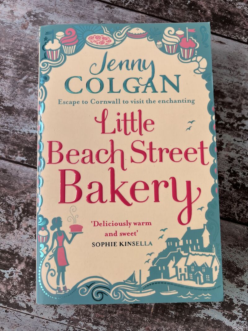 An image of a book by Jenny Colgan - Little Beach Street Bakery