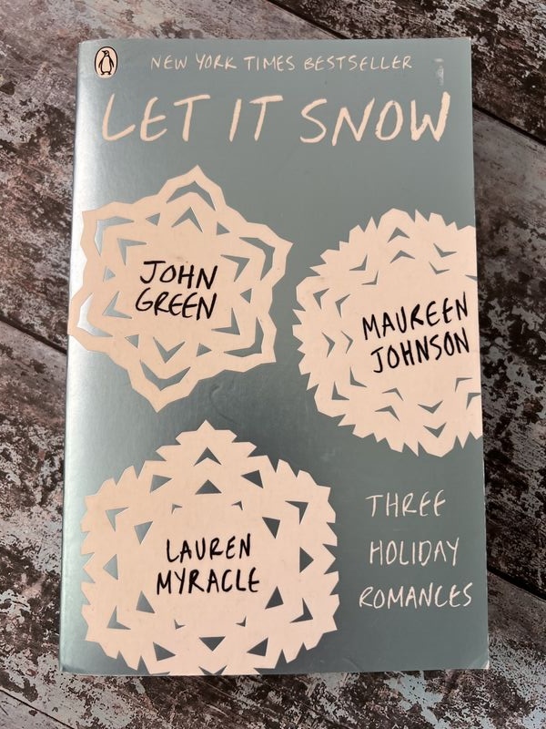 An image of a book by John Green, Maureen Johnson and Lauren Miracle - Let it Snow