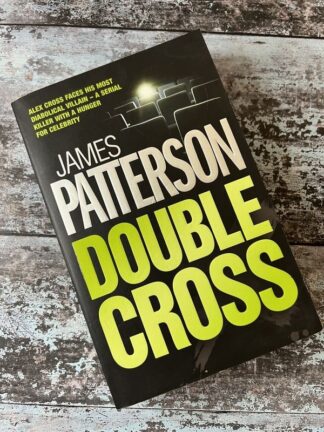 An image of a book by James Patterson - Double Cross