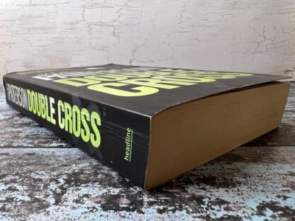 An image of a book by James Patterson - Double Cross