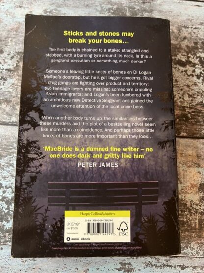 An image of a book by Stuart Macbride - Close to the Bone