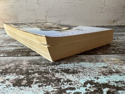 An image of a book by Laura Greaves - Dogs with Jobs