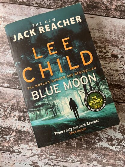 An image of a book by Lee Child - Blue Moon