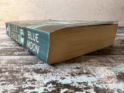 An image of a book by Lee Child - Blue Moon