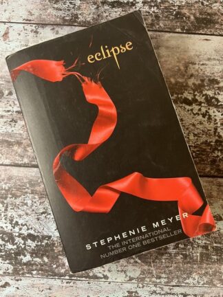 An image of a book by Stephenie Meyer - Eclipse