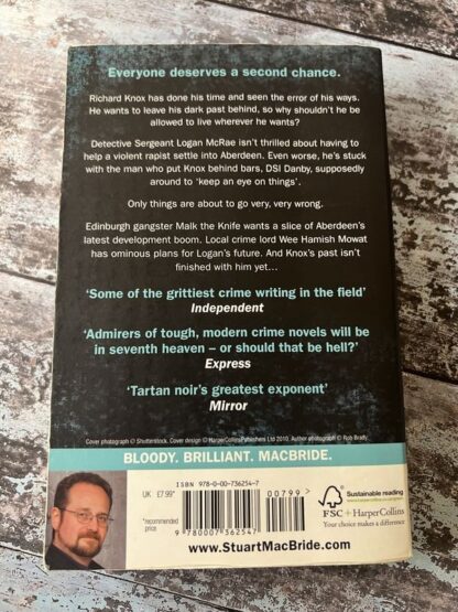 An image of a book by Stuart MacBride - Dark Blood