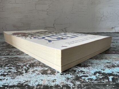 An image of a book by Nicola Yoon - Everything Everything