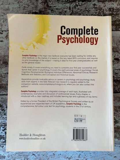 An image of the book Complete Psychology by Various authors