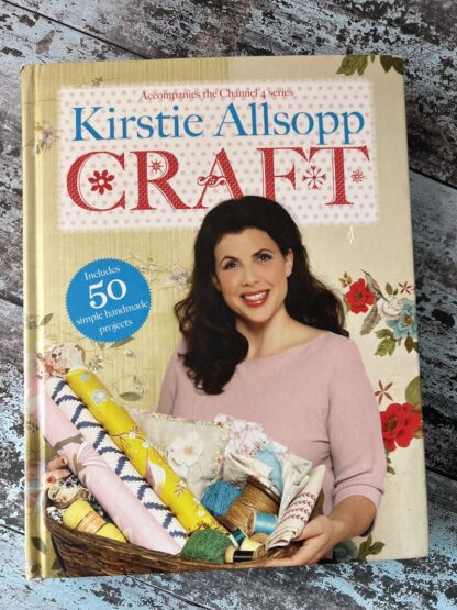 An image of the book Craft by Kirstie Allsopp