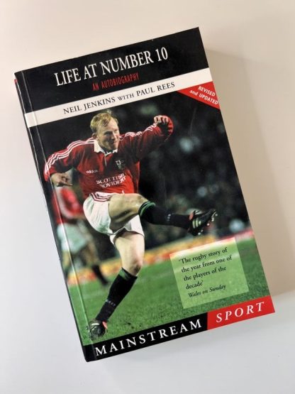 An image of the book Life at Number 10 by Neil Jenkins with Paul Rees