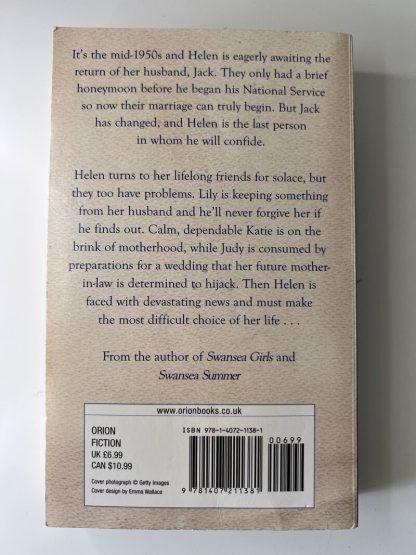 An image of the book Homecoming by Catrin Collier