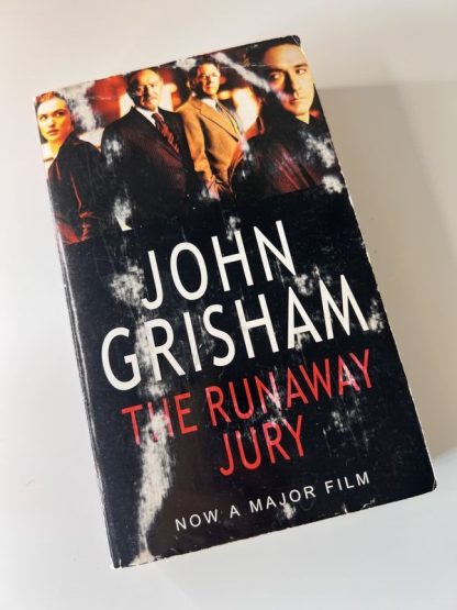 An image of the book The Runaway Jury by John Grisham