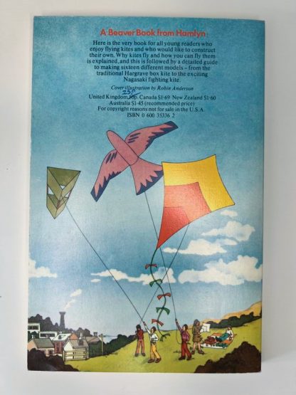 An image of the book Making and Flying Kites by Lloyd, Mitchell and Thomas