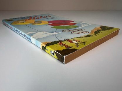 An image of the book Making and Flying Kites by Lloyd, Mitchell and Thomas