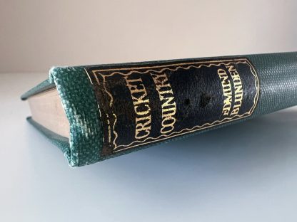 An image of the book Cricket Country by Edmund Blunden