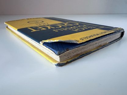 An image of the book Teach Yourself Cricket by FNS Creek