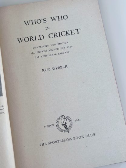An image of the book Who's Who in World Cricket by Roy Webber