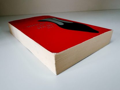 Affordable secondhand The Devil Wears Prada by Lauren Weisberger, paperback, very good condition, photo-verified, StrangeBooks UK