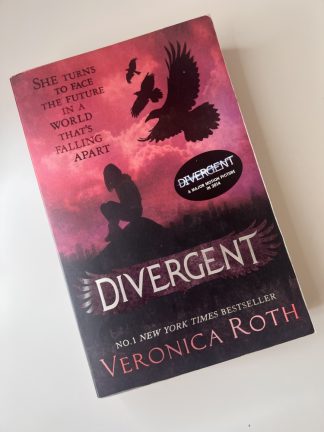 An image of the book Divergent by Veronica Roth