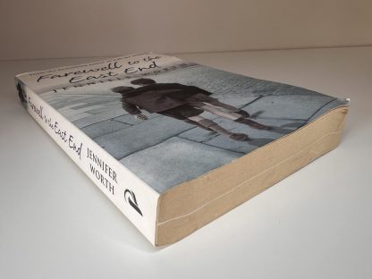 An image of the book Farewell to the East End by Jennifer Worth