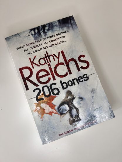 An image of the book 206 Bones by Kathy Reichs