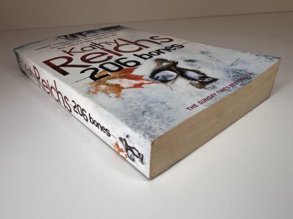 An image of the book 206 Bones by Kathy Reichs