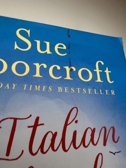 An image of the book An Italian Island Summer by Sue Moorcroft