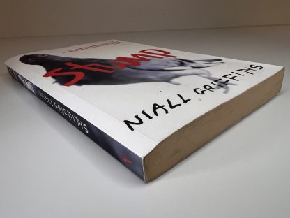 An image of the book Stump by Niall Griffiths